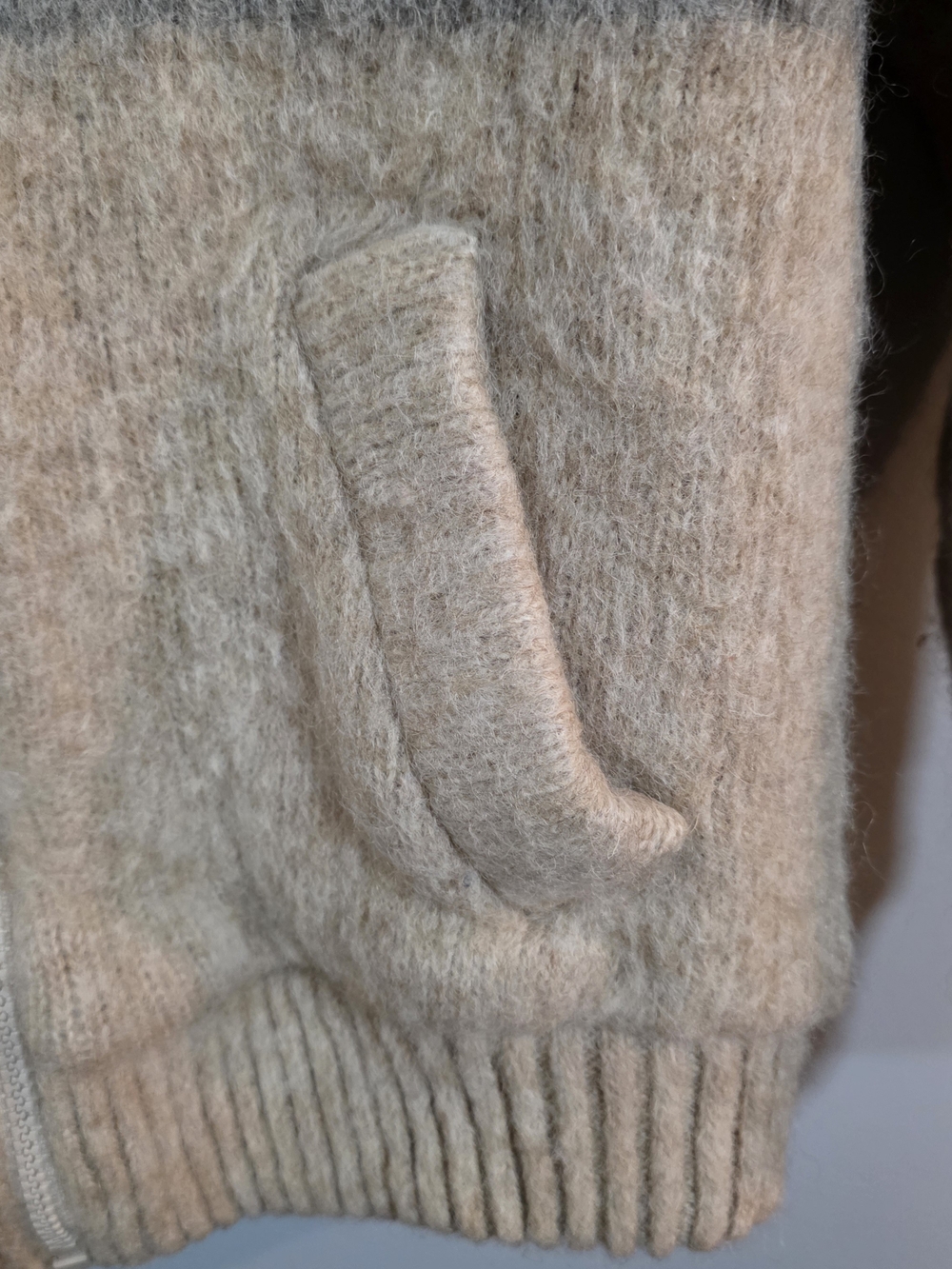 A.P.C. Cream Wool Robe Labelled "Jasper" - Picture 6 of 11